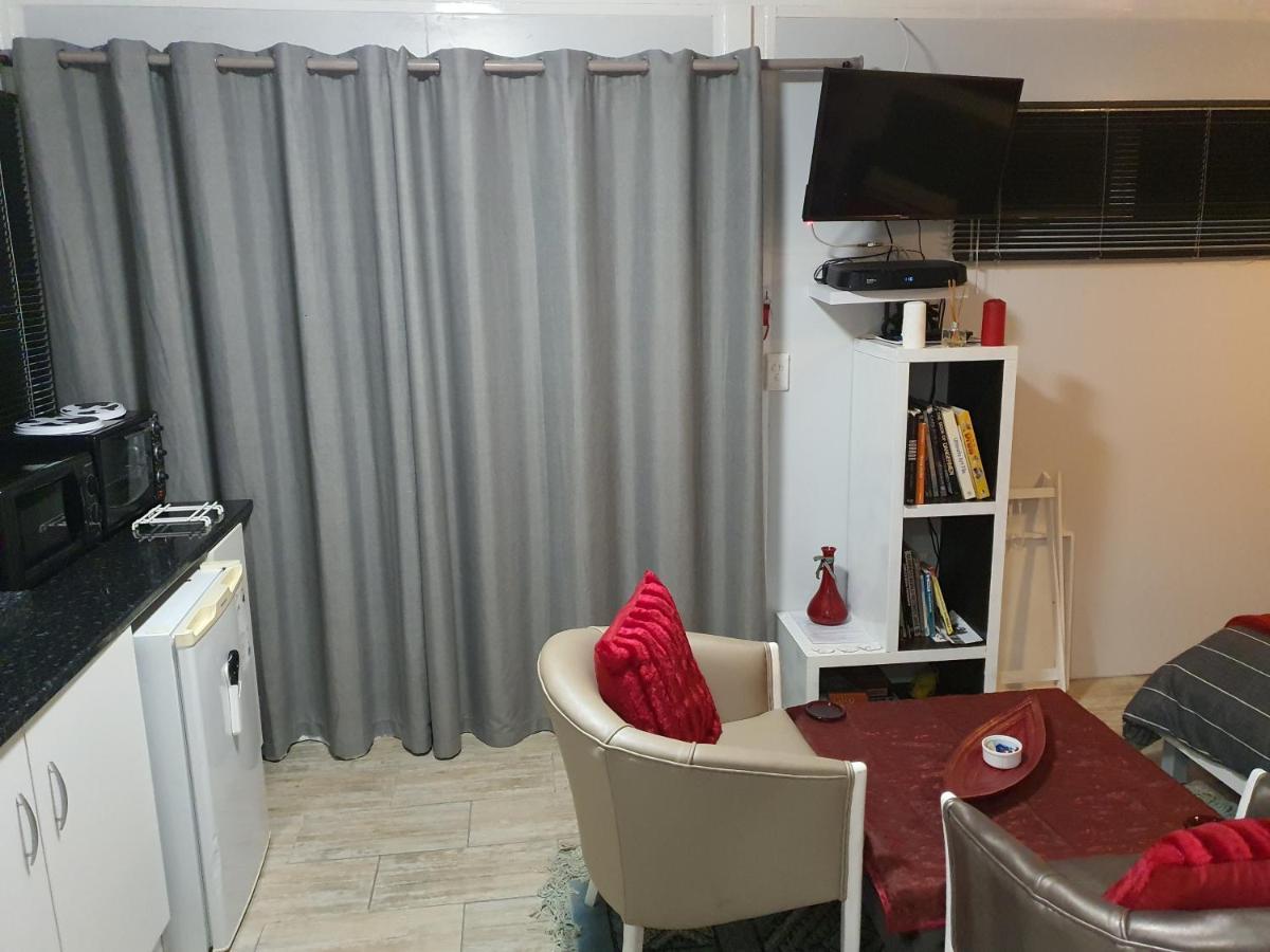 Atlantic Studio - Compact Unit With Sea Views Мелкбостранд Екстериор снимка