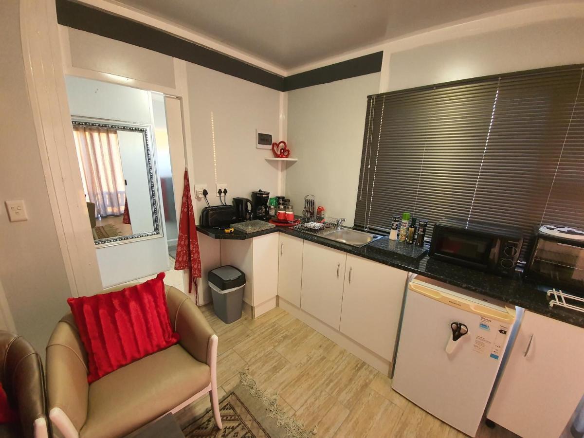 Atlantic Studio - Compact Unit With Sea Views Мелкбостранд Екстериор снимка
